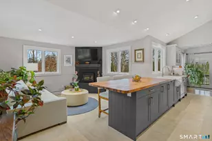 98 Comstock Hill Ave, Norwalk, CT 06850 - Photo 20