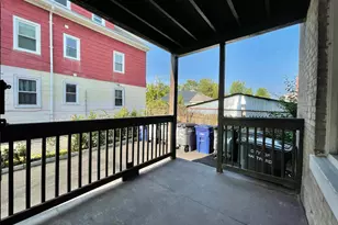 178 Roosevelt St, Hartford, CT 06114 - Photo 32
