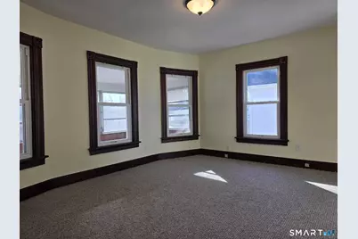 29 8th Street, Derby, CT 06418 - Photo 8