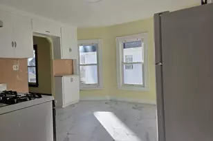 29 8th St, Derby, CT 06418 - Photo 2