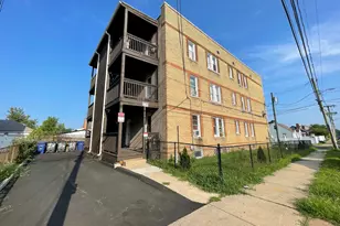 178 Roosevelt St, Hartford, CT 06114 - Photo 36