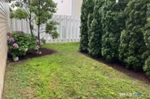 20 Dean St, Stamford, CT 06902 - Photo 24