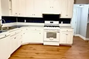 20 Dean St, Stamford, CT 06902 - Photo 4