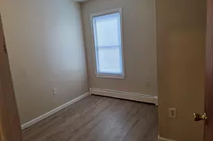 41 Baltic St, Norwich, CT 06360 - Photo 6