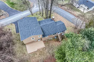 33 Hickory Hill Rd, Brookfield, CT 06804 - Photo 4