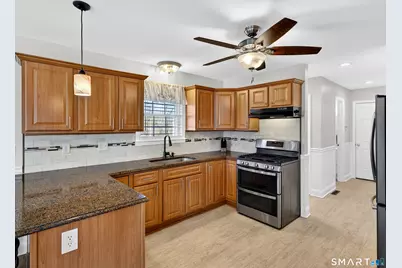 20 Colonial Heights Road, East Haven, CT 06473 - Photo 12