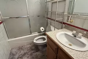 1385 Highland Ave, Waterbury, CT 06708 - Photo 12