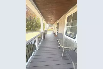 16 Holbrook Court, Ansonia, CT 06401 - Photo 2