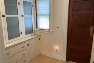 16 Holbrook Ct, Ansonia, CT 06401 - Photo 18