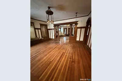 35 Burton Street, Hartford, CT 06112 - Photo 30