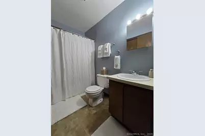 921 Hamilton Avenue #APT 11, Waterbury, CT 06706 - Photo 14