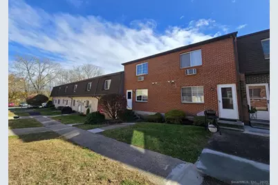 921 Hamilton Avenue #APT 11, Waterbury, CT 06706 - Photo 2