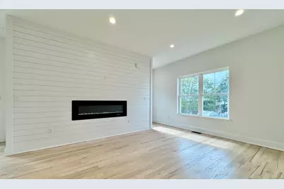 25 B Village Road, Milford, CT 06460 - Photo 10