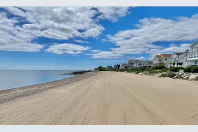 25 B Village Road, Milford, CT 06460 - Photo 2