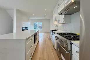 25 B Village Rd, Milford, CT 06460 - Photo 6