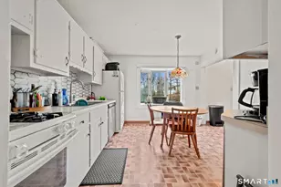 76 Texas Dr, New Britain, CT 06052 - Photo 20