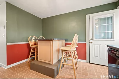 76 Texas Drive, New Britain, CT 06052 - Photo 8