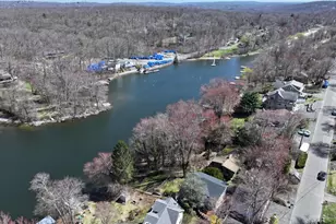 57 Cedar Dr, Danbury, CT 06811 - Photo 32