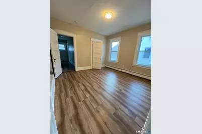 838 Capitol Avenue #3rd floor, Hartford, CT 06106 - Photo 6