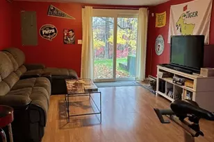 100 Rising Trail Dr, Middletown, CT 06457 - Photo 32