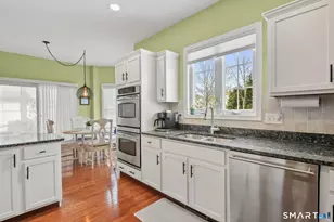 520 Traditions Court North, Oxford, CT 06478 - Photo 24