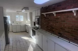 33 Wood Pond Rd, West Hartford, CT 06107 - Photo 26