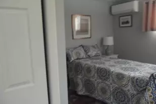 16 Overlook Ave, Groton, CT 06355 - Photo 8