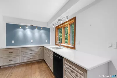 190 East Rocks Road, Norwalk, CT 06851 - Photo 18