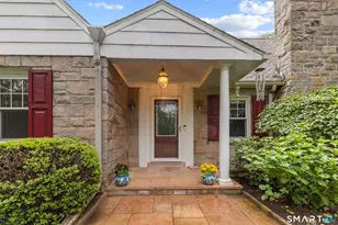 190 E Rocks Rd, Norwalk, CT 06851 - Photo 4