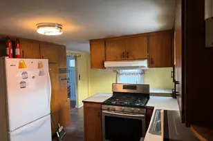 292 Old Colchester Rd, Montville, CT 06382 - Photo 14