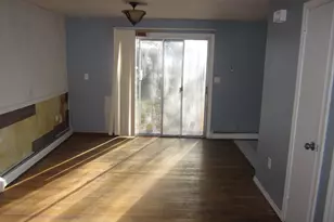 37 Graham Rd, East Hartford, CT 06118 - Photo 16