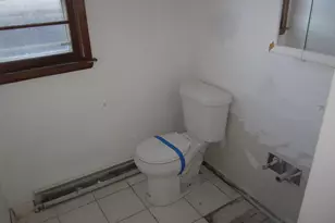 37 Graham Rd, East Hartford, CT 06118 - Photo 8