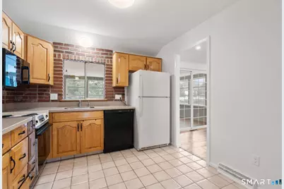 293 Sigwin Drive, Fairfield, CT 06824 - Photo 18