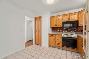 293 Sigwin Dr, Fairfield, CT 06824 - Photo 20