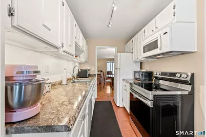 3 Bayberry Court #3, Cromwell, CT 06416 - Photo 8