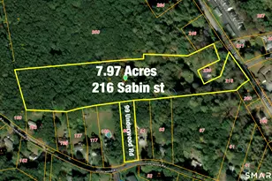 216 Sabin St, Putnam, CT 06260 - Photo 1