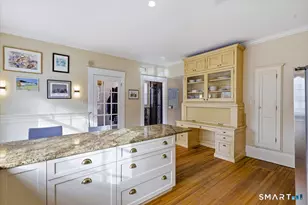 144 Edgehill Rd, Hamden, CT 06517 - Photo 16