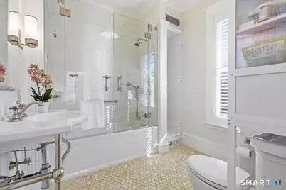 144 Edgehill Road, Hamden, CT 06517 - Photo 20