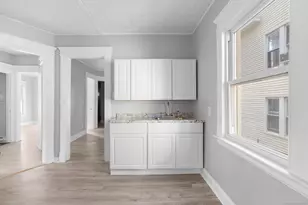 55 Plaza Ave, Waterbury, CT 06710 - Photo 6