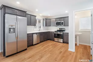 26 Rowland Farm Rd, Oxford, CT 06478 - Photo 4