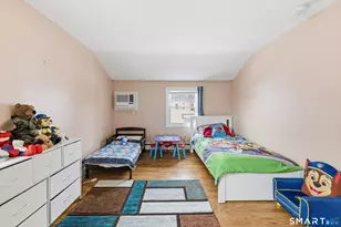 74 Lancaster Rd, West Hartford, CT 06119 - Photo 18