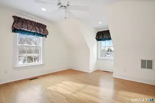 40 Puritan Rd, Trumbull, CT 06611 - Photo 32