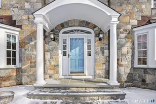 40 Puritan Rd, Trumbull, CT 06611 - Photo 2