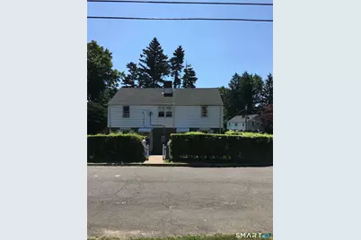 8 High Ridge Drive, Bridgeport, CT 06606 - Photo 2