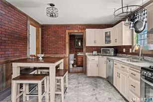 354 Maple Ave, Bristol, CT 06010 - Photo 10