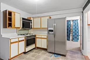 71 Blackhall St, New London, CT 06320 - Photo 8