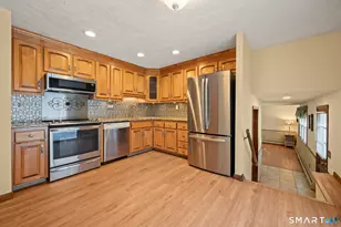 42 John Marshall Dr, Glastonbury, CT 06033 - Photo 2