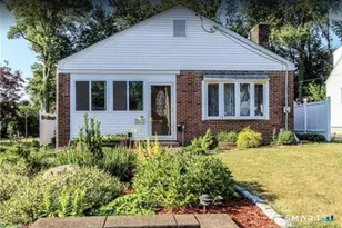 79 Piper Brook Ave, Newington, CT 06111 - Photo 1