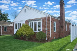 79 Piper Brook Ave, Newington, CT 06111 - Photo 4