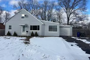 34 Seaver Cir, Bridgeport, CT 06606 - Photo 18